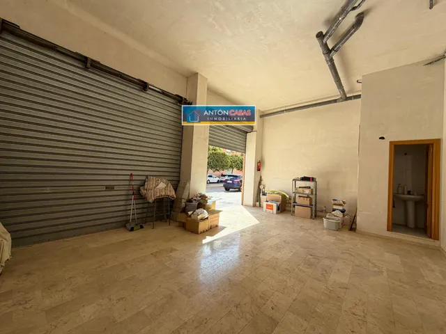 LOCAL COMERCIAL EN VENTA EN ELDA – ZONA VIRGEN DE LA SALUD - foto 3