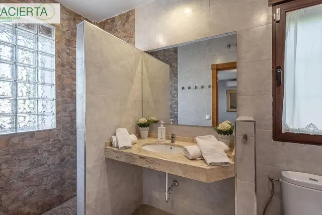Casa Rural en funcionamiento en Caparacena — 22
