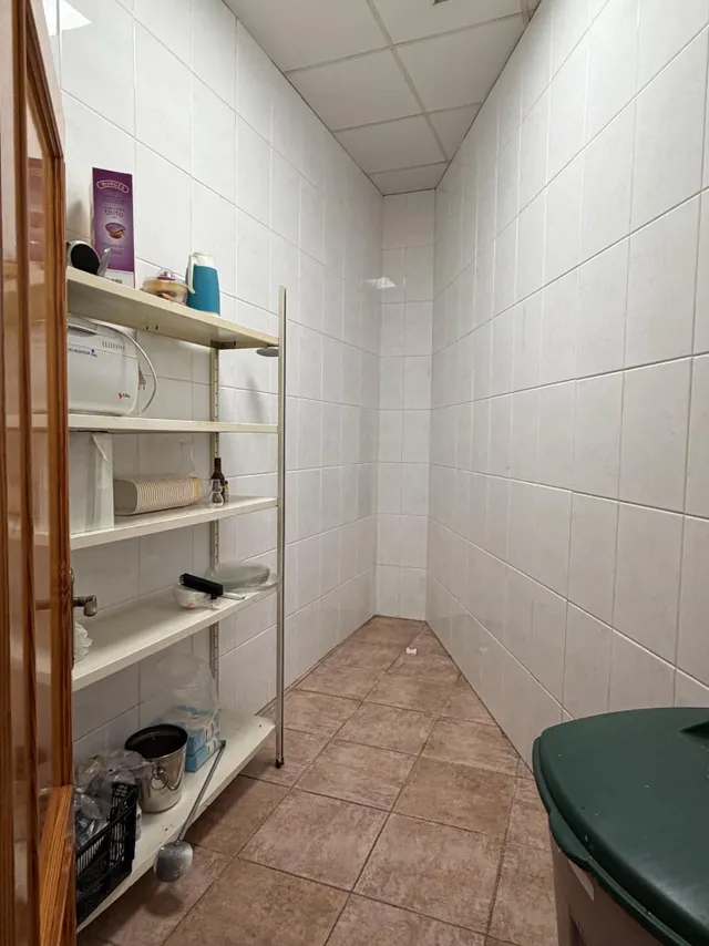 Tu próximo negocio puede empezar aquí: local equipado en Almenara — 18