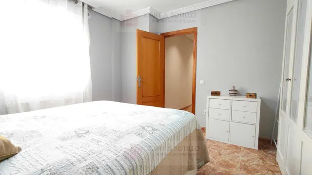 MAGNÍFICO PISO DE CUATRO DORMITORIOS Y GARAJE EN EL CASCO URBANO DE VINAROZ PARA ENTRAR A VIVIR — 39
