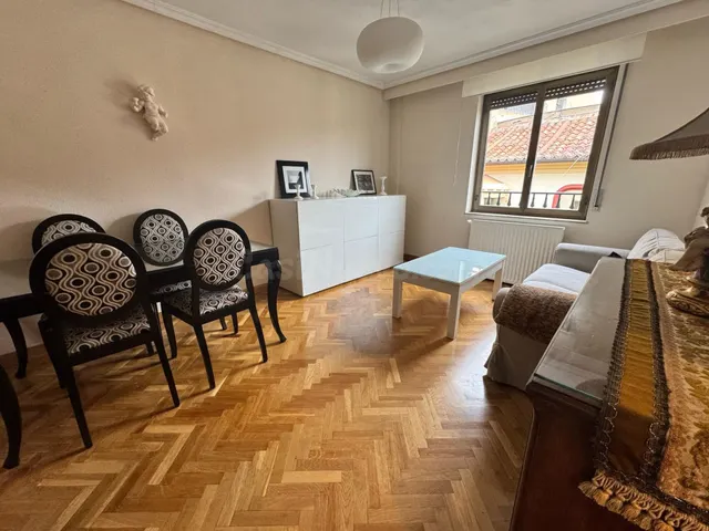 Apartamento 1 habitación 57m² en alquiler - Centro - foto 2