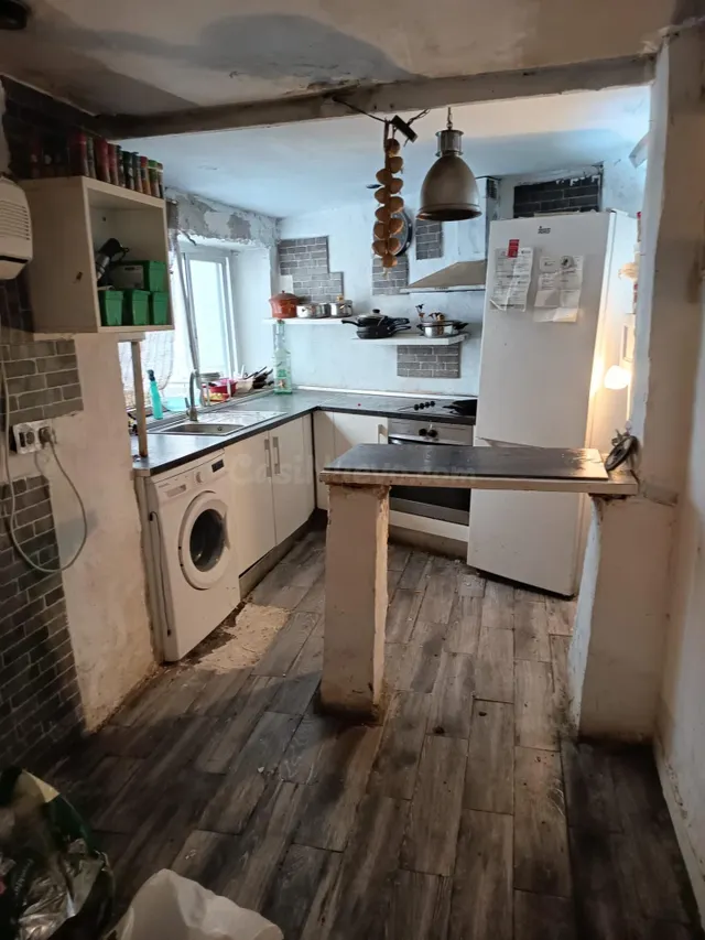 APARTAMENTO ZONA SAGUNTO — 3