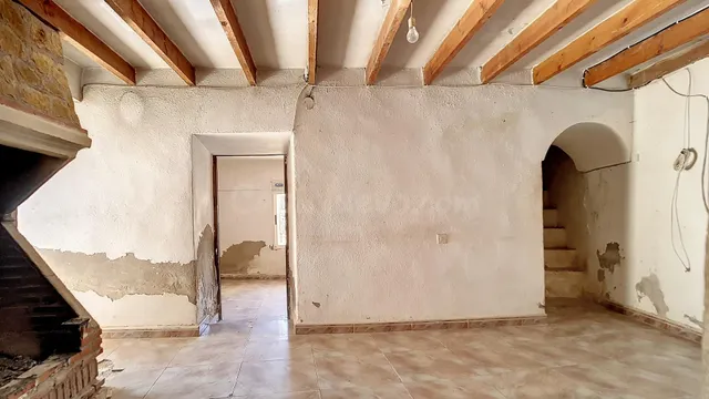 Gran Casa de 360 m2 en Benizalón | Inversión Ideal, B&B o Pr - foto 3
