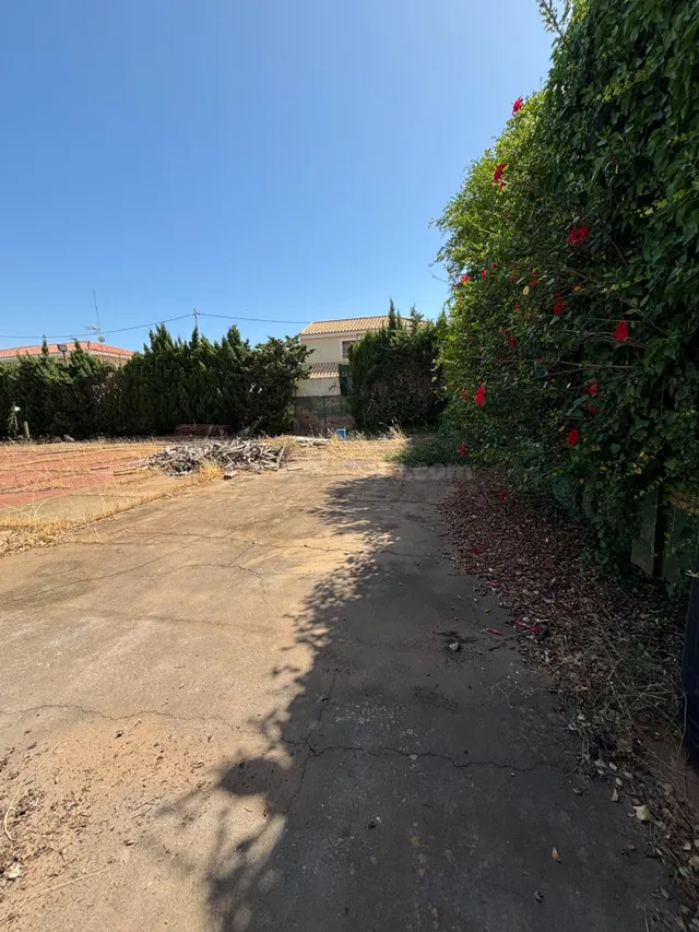 FANTÁSTICO TERRENO A 80 METROS DE LA PLAYA - foto 3