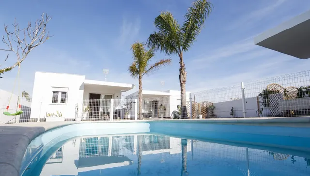 Coqueto apartamento con piscina compartida — 14