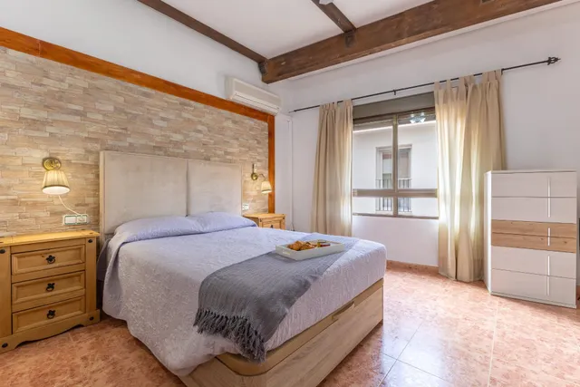 "Vivienda reformada con vistas privilegiadas". — 14