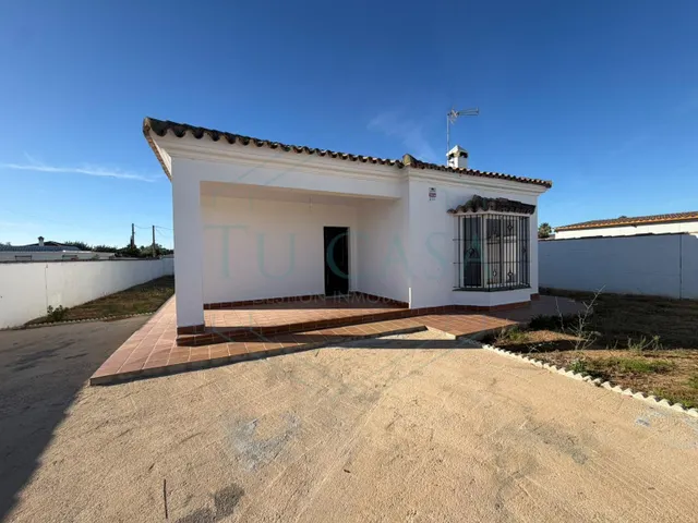 Se vende parcela con chalet en Pago del Humo no hipotecable