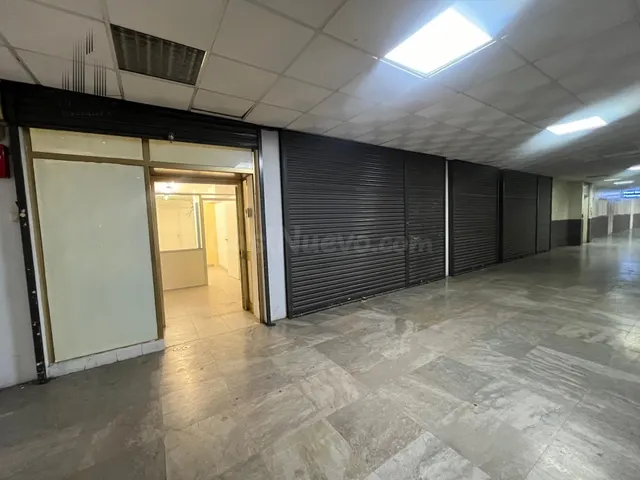Local comercial 188m² en venta - Bami - Pineda