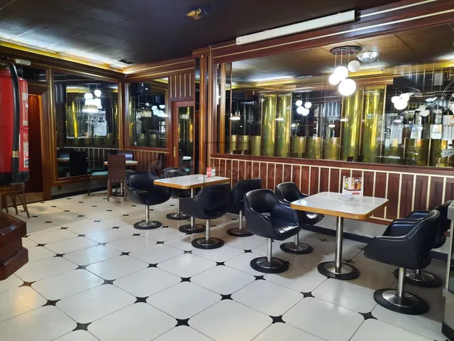 CAFETERIA EN FUNCIONAMIENTO EN NARÓN - foto 4