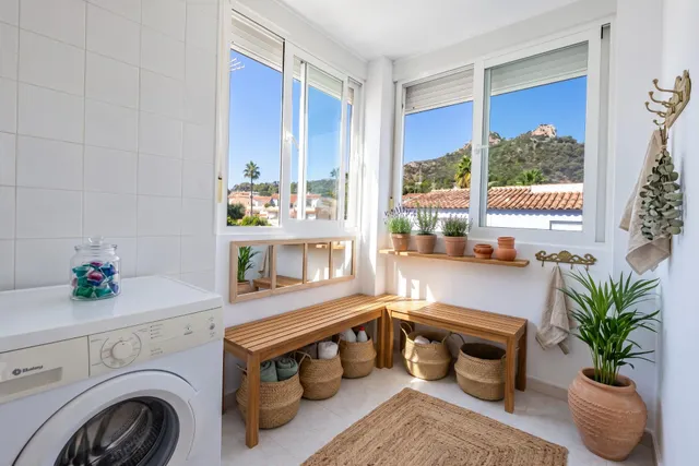 Encantadora vivienda unifamiliar con patio privado, piscina y vistas al mar en Cala Millor. — 33