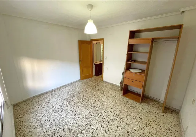 Imagina tu hogar, nosotros ponemos los metros y el garaje — 8
