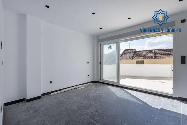 Edificio de nueva construcción en Churriana — 12