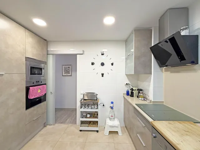 Fantástico Piso en Venta Junto al Parc de Can Gambús — 9
