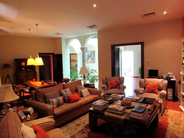 CASA DE LUJO EN PLENO CENTRO DE CÓRDOBA CAPITAL — 11