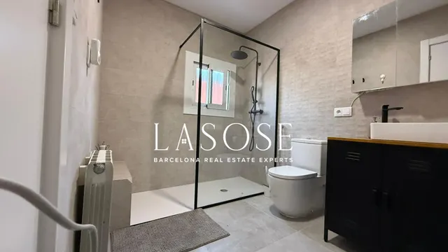Espectacular piso amueblado con terraza privada en alquiler  - foto 4