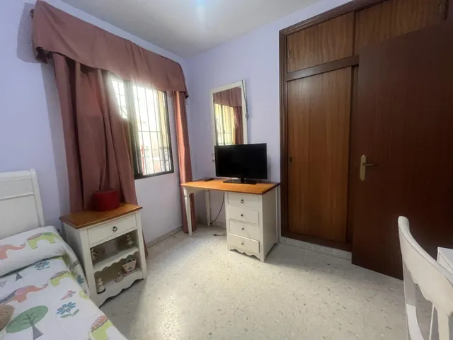 ESPECTACULAR PISO EN AVDA PUERTA DEL SUR — 23