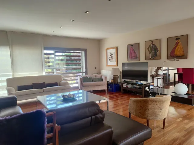 ELEGANTE  VIVIENDA CON VISTAS AL REAL CLUB  DE GOLF DE SEVILLA — 26