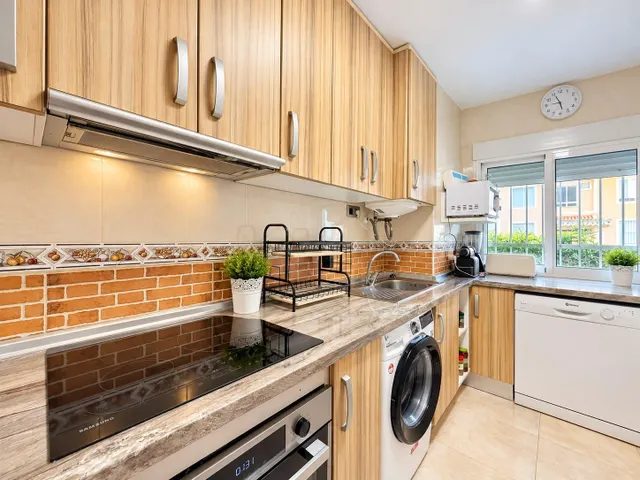 Apartamento de 2 dormitorios en venta en La Mata, Torrevieja, a pocos pasos de la playa — 30