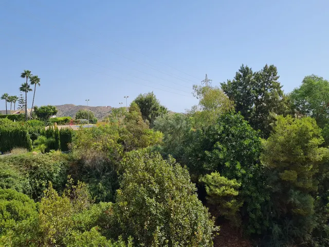 Terreno con vistas al mar en Hacienda Las Chapas, Marbella - foto 4