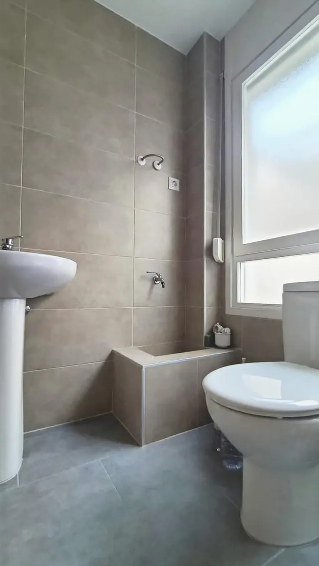 Moderna Oficina en Elche - Ideal para Tu Negocio — 10
