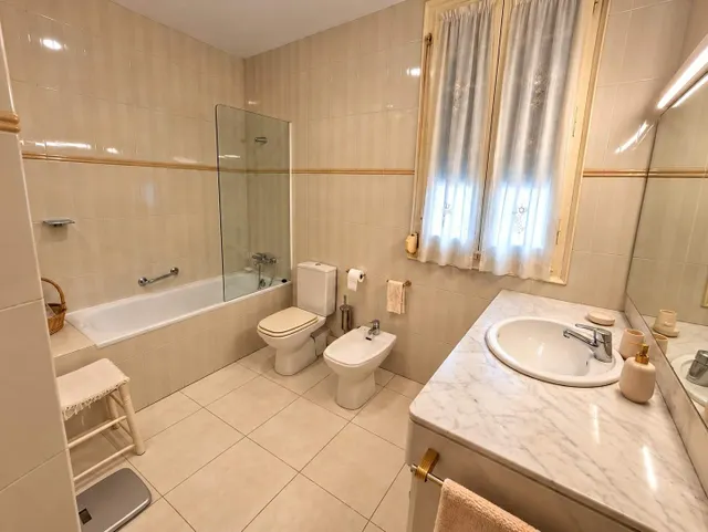 Elegante vivienda de 117 m2 en finca regia en Sant Antoni (Eixample) — 9