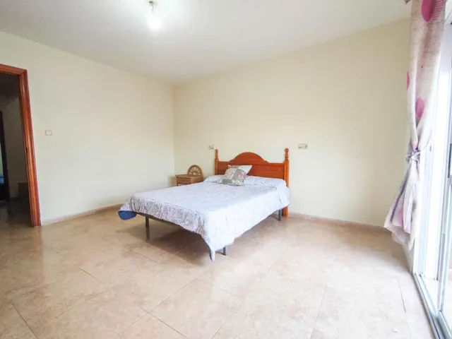 ¡Oportunidad Única en el Centro de Águilas por solo €140,000! — 17