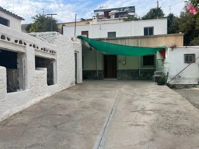 MAGNIFICA CASA CON TERRENO EN LA ALQUERÍA — 2