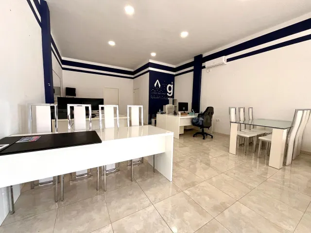 Local comercial 70m² en venta - La Zenia - foto 4