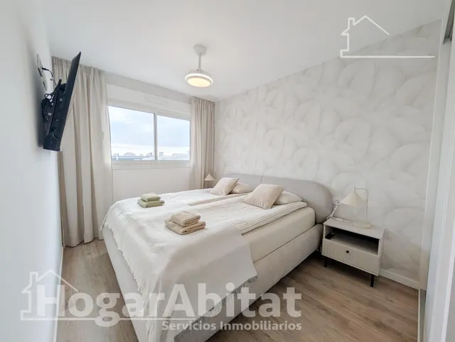 PRECIOSO ÁTICO SEMINUEVO CON PISCINA, GARAJE Y TRASTERO — 24
