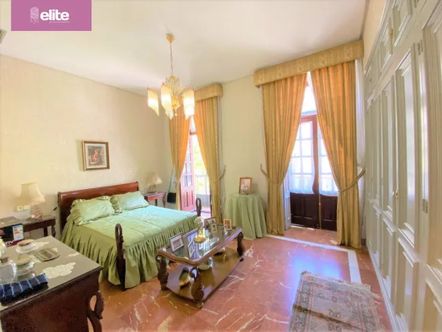 MAGNIFICA CASA EN EL CENTRO — 13
