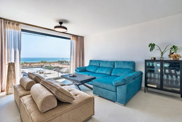 Espléndido Apartamento a Estrenar en Torrox Costa - Disponib