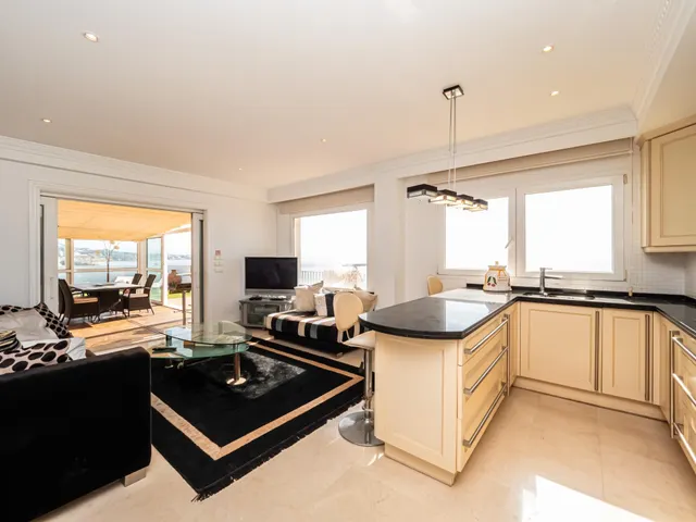 VENTA DE ÁTICO EN PASEO MARÍTIMO DE LOS BOLICHES, FUENGIROLA. 2 DORMITORIOS, TERRAZA Y VISTAS AL MAR — 9