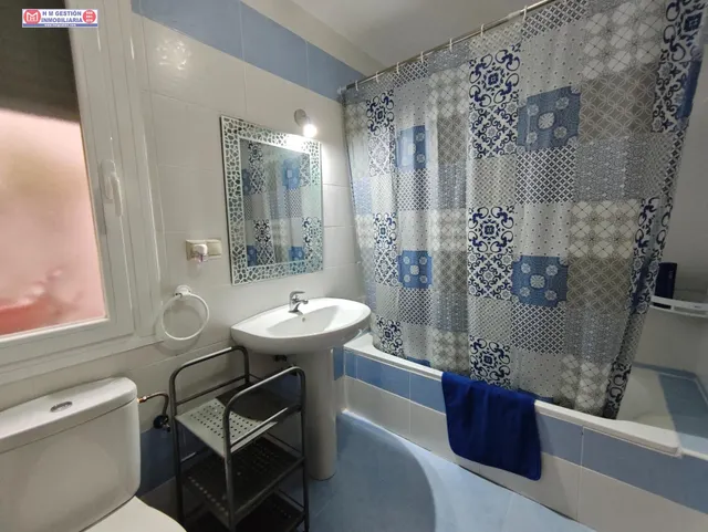 Piso Amplio y Luminoso en Rondilla C.V. de dos dormitorios, dos baños, PG y trastero — 13