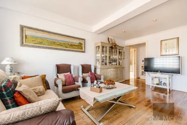 ESTUDIO HOME MADRID OFRECE gestiona la venta de la NUDA PROPIEDAD, fabuloso piso de 197 m2, en el distrito de Moncloa-Aravaca. — 15