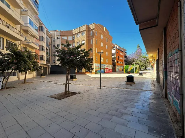 LOCAL COMERCIAL EN VENTA — 5