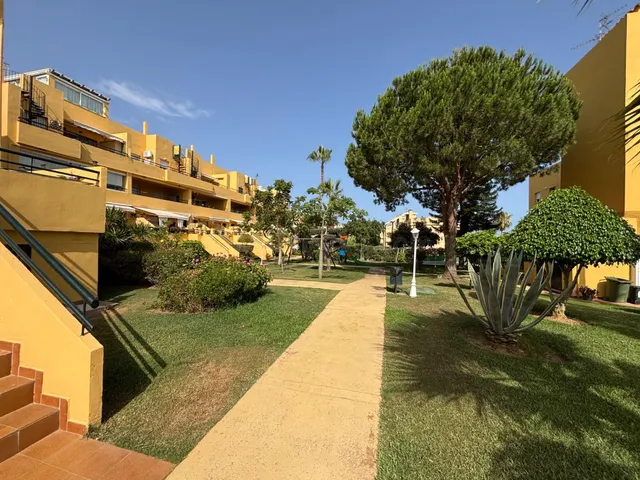 DÚPLEX EN SITIO DE CALAHONDA – JUNTO A CABOPINO Y LA PLAYA — 3