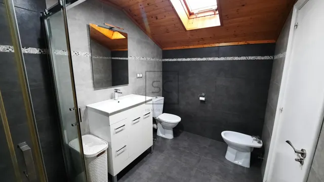 Chalet adosado con finca en Neda — 28