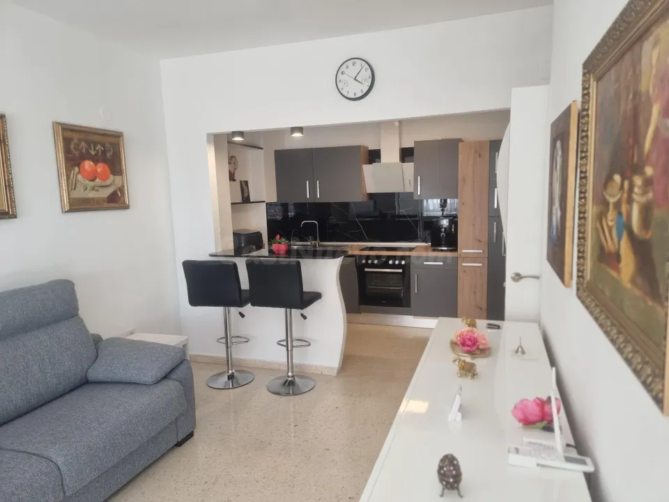 Acogedor Apartamento Reformado a Pocos Pasos de la Playa en Torrevieja