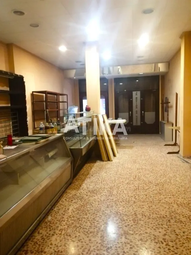 Local comercial en venta en Ontinyent - foto 2