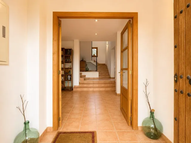 Chalet de ensueño con piscina y vistas a la Serra de Tramuntana en Alaró, Mallorca — 23