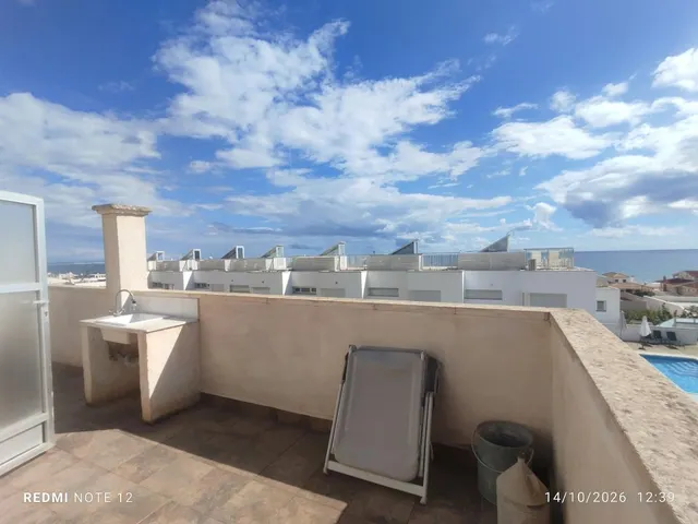 Estupenda casa adosada en esquina cerca de la playa de Guardamar del Segura — 32