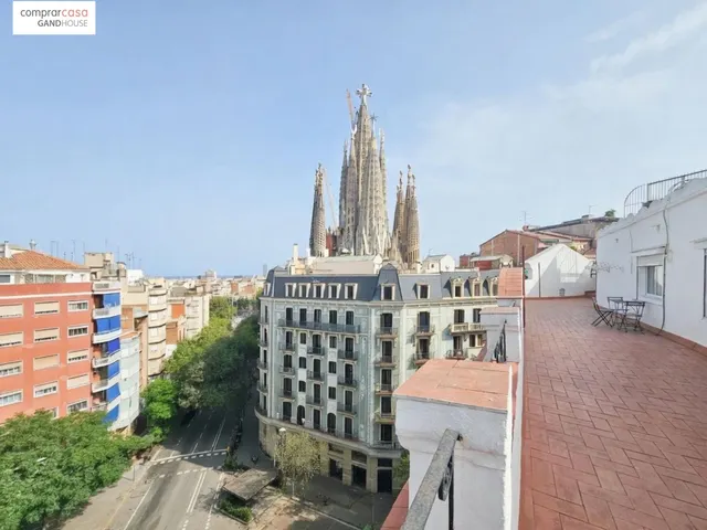 Piso Reformado en Sagrada Familia-Rosselló — 15