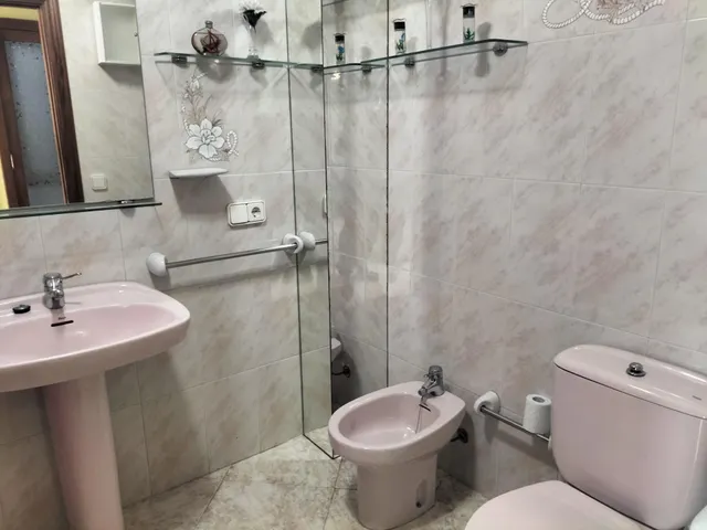 Piso en primera planta con patio de 31 m2 — 22