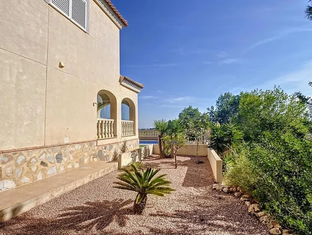 Villa 3 habitaciones 160m² en venta - Mil Palmeras — 31