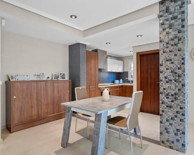 Apartamento de lujo 50m del mar — 8
