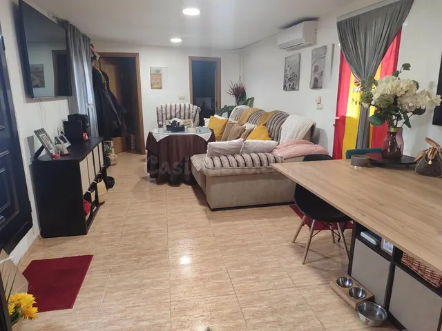 DOS CASAS REFORMADAS CON PATIO — 3