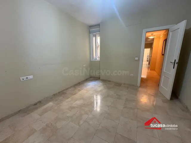 EXCLUSIVA EN ZUMBACÓN | Comodidad, potencial y una ubicación - foto 5