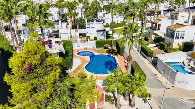 Casa 3 habitaciones 91m² en venta - Villamartín-Las Filipinas — 38