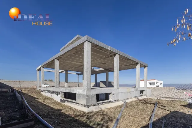 Parcela exclusiva con estructura de Chalet independiente y piscina en Urb. El Montecillo, Las Gabias — 10