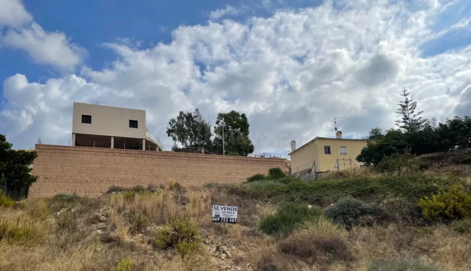 TERRENO URBANIZABLE MONTESOL